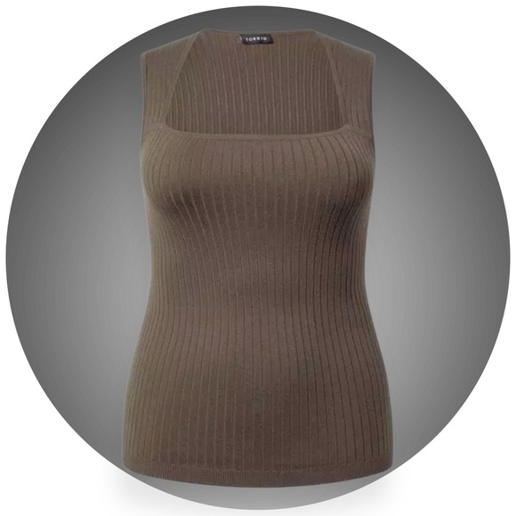 BOGO NWT Torrid Ribbed Sweater Tank - Picture 4 of 6